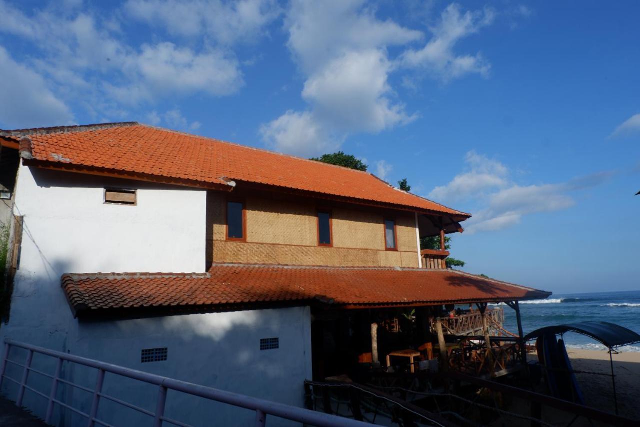 Hotel Santai Warung Bali Jimbaran Exterior foto